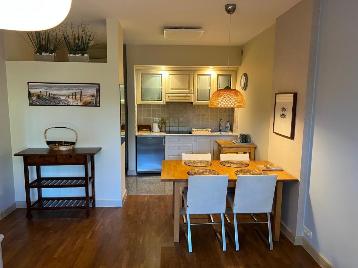 Apartament Bryza - Szczesliwa Dziewiatka Jurata Exterior foto